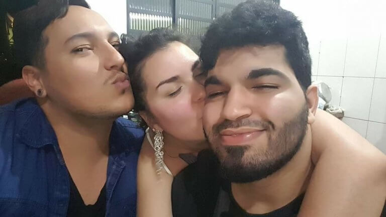 apos-publicar-texto-emocionante-sobre-sua-propria-depressao-na-internet-jovem-suicida-se-no-litoral-paulista2