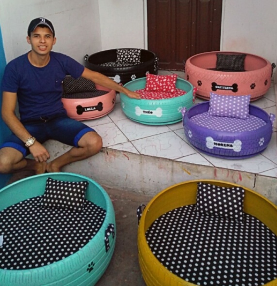jovem-transforma-pneus-velhos-em-​​camas-confortaveis-para-animais-de-estimacao1