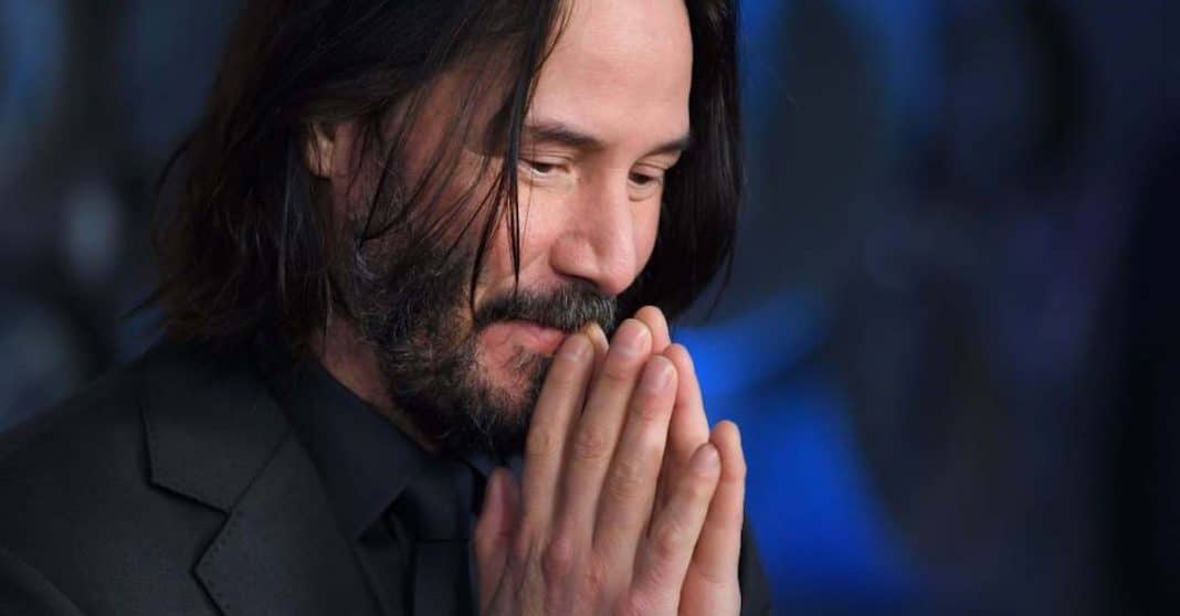 Keanu Reeves financia secretamente hospitais infantis, pesquisas sobre câncer e muito mais