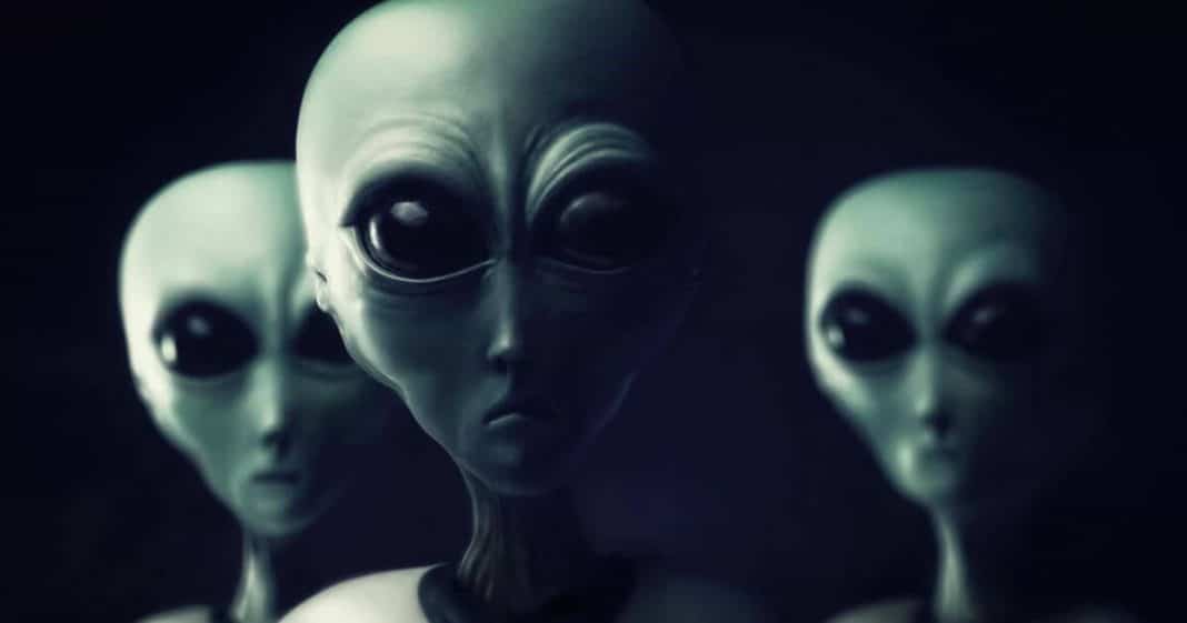 Há quem diga que extraterrestres existem, mas…