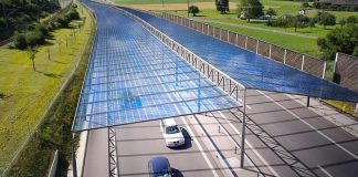 Alemanha instala painéis solares em estradas para obter e fornecer eletricidade gratuita