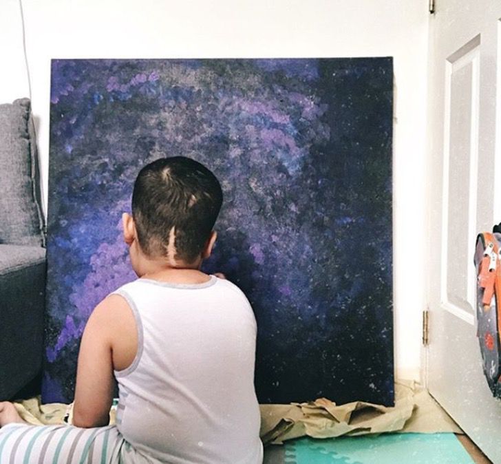 inspiringlife.pt - Criança com câncer faz pinturas originais para ajudar hospitais