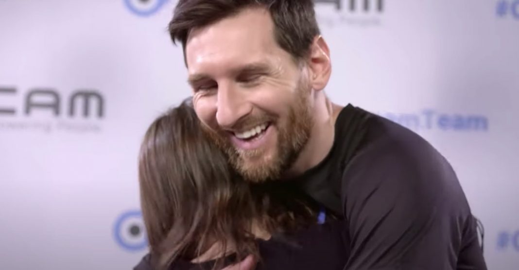 Messi deu o dom da visão a um menino cego