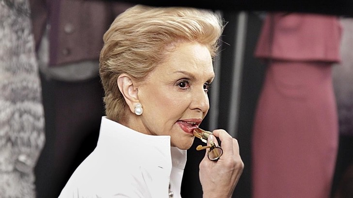 inspiringlife.pt - Carolina Herrera é contra cabelos longos em mulheres com mais de 40 anos