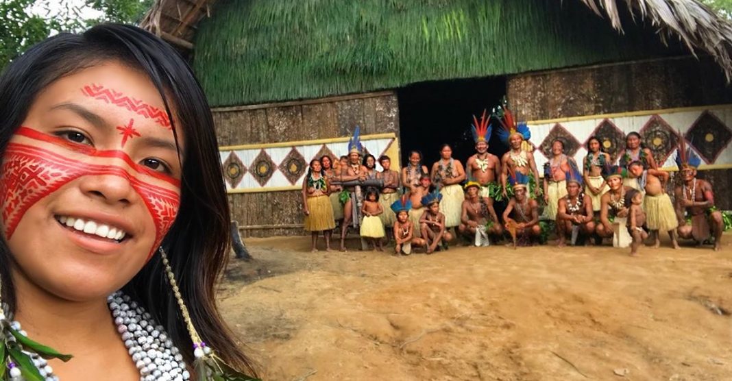 Indígena torna-se influenciadora no TikTok e mostra a sua cultura ao mundo