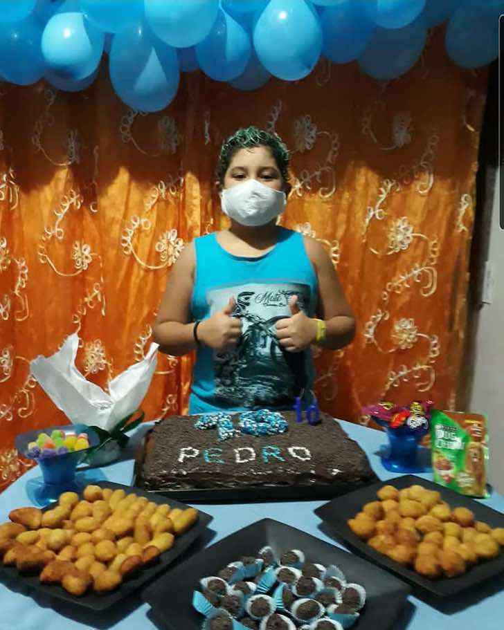 inspiringlife.pt - Menino festejou os seus 10 anos sozinho em casa devido à pandemia