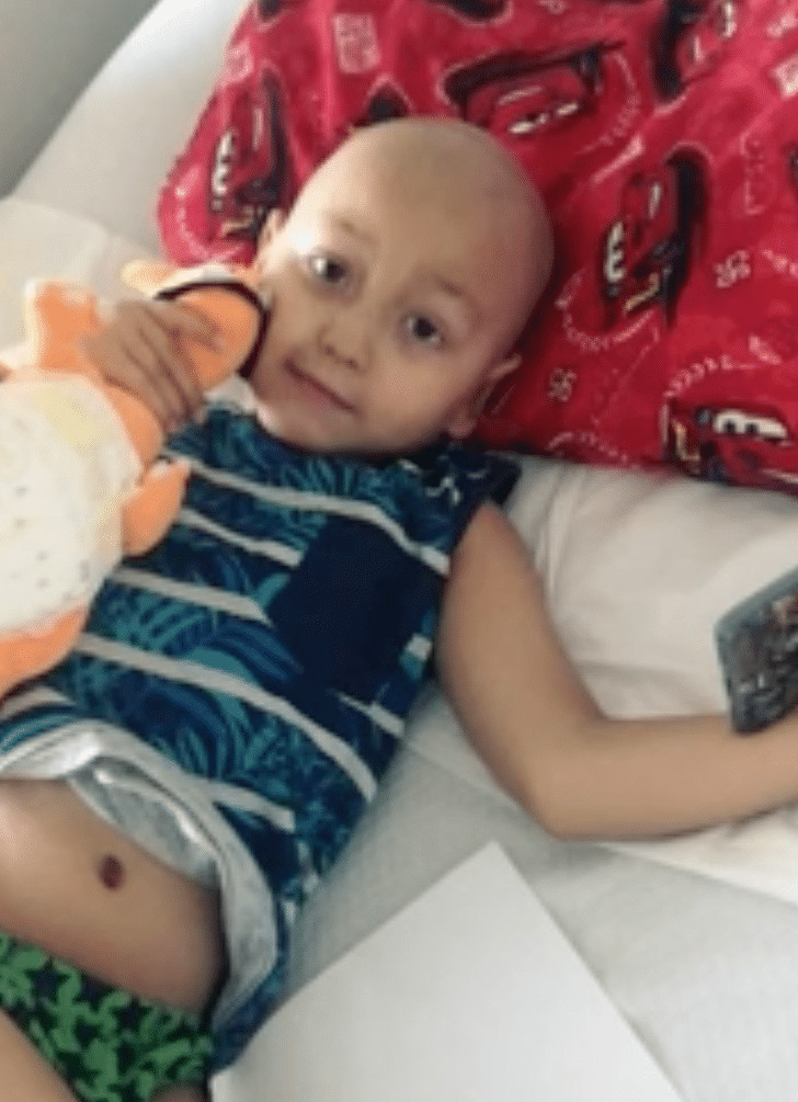 inspiringlife.pt - Fam&iacute;lia vende casa para pagar tratamento do filho de 5 anos com leucemia