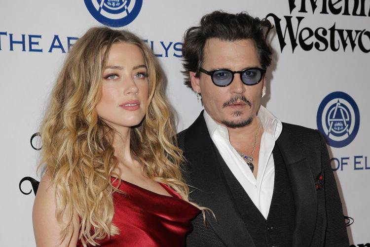 inspiringlife.pt - Johnny Depp foi afastado dos cinemas. ADEUS JACK SPARROW!