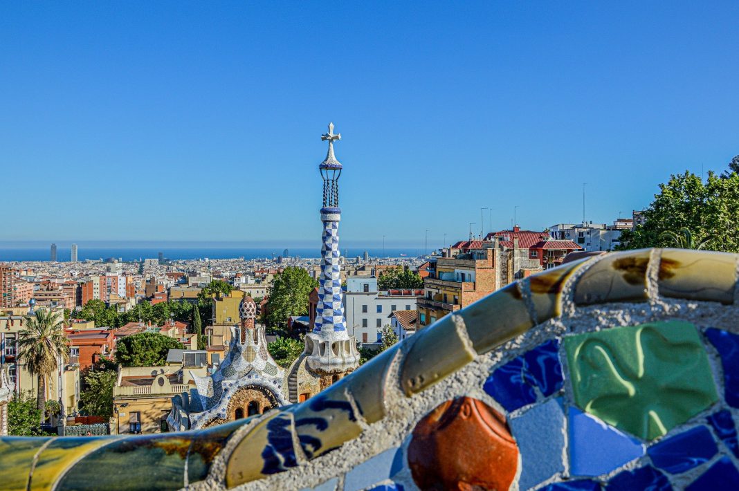 Documentação necessária para viajar com o intuito de estudar em Barcelona